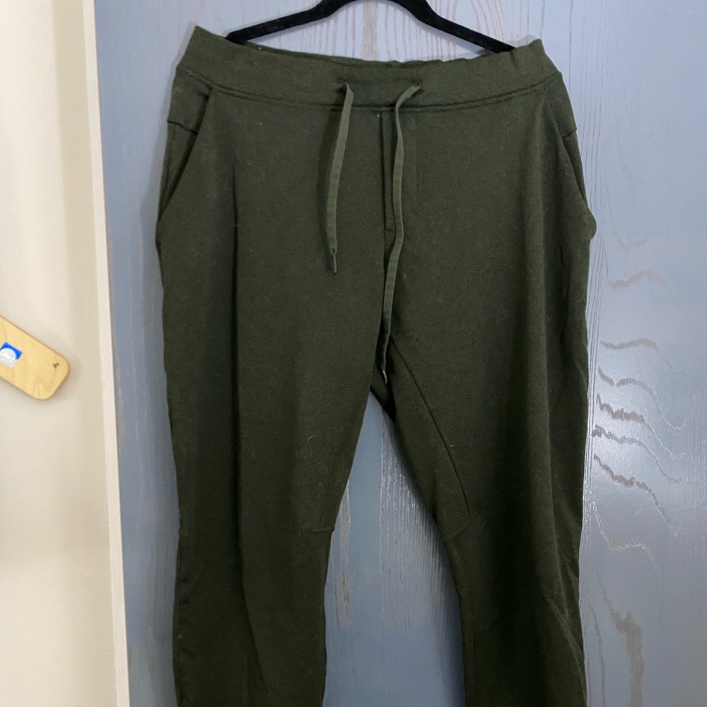 Lulu lemon joggers